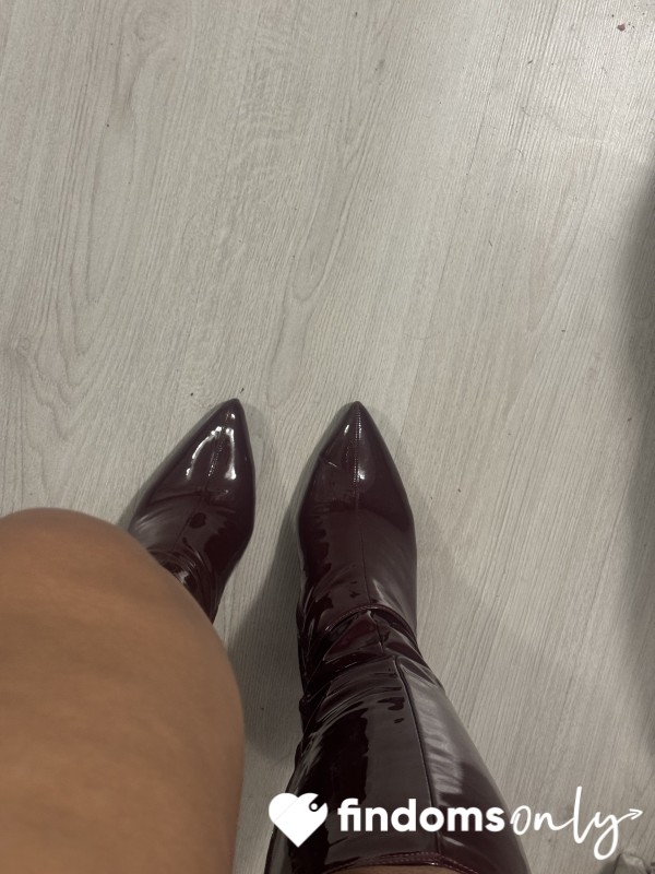 Ivy’s Custom Pics & Vids