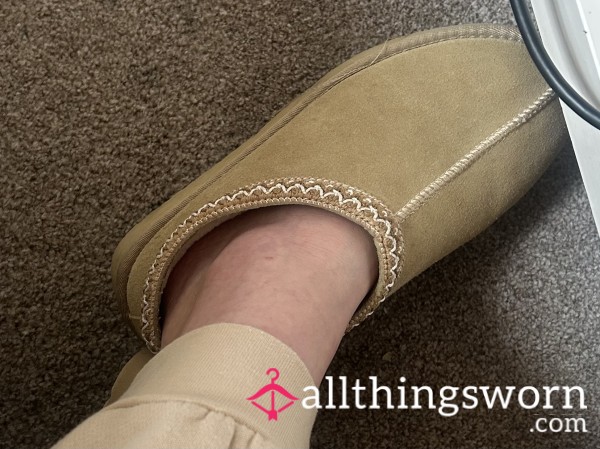 Jack Wills Well Worn Slippers 🥿