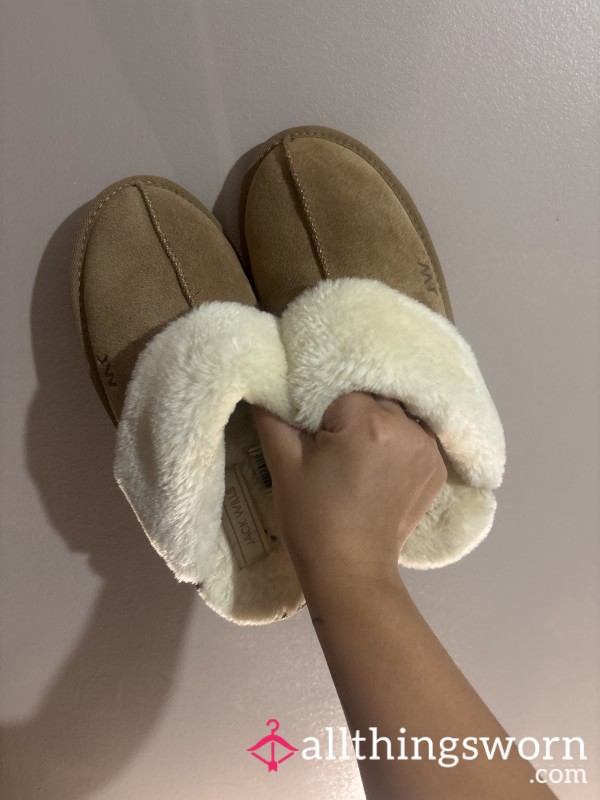 Jack Wills Worn Fluffy Slippers