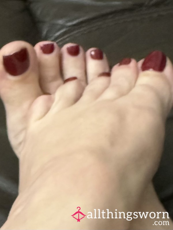 Jelly Crushing With Feet