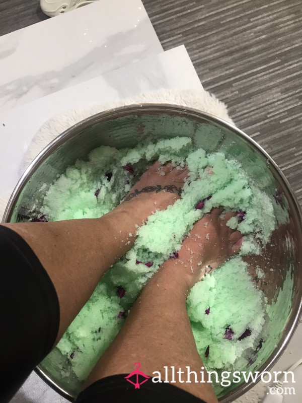Jelly Sloshing Pedi