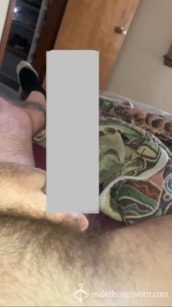 Jerking Off And C*mming