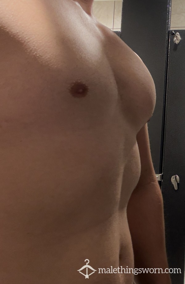 Jerking Off @ The Gym