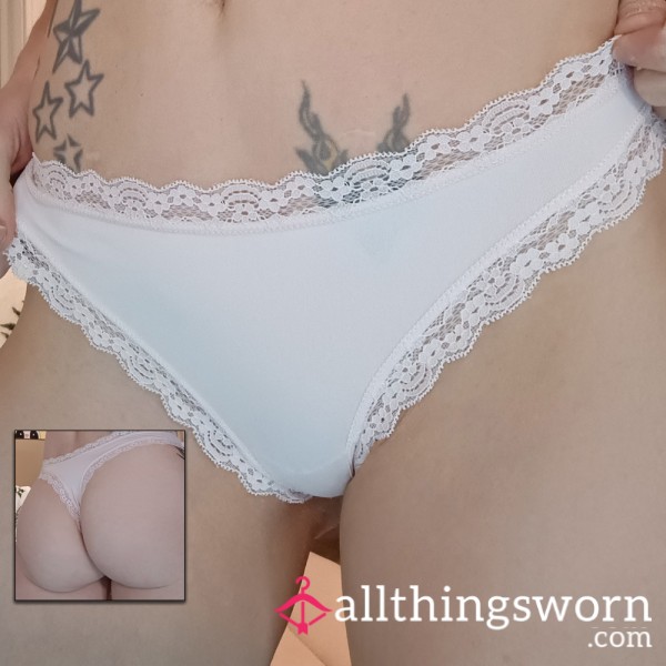 💝 JESSICA SIMPSON - SILKY LACE FLIRTY THONGS 💝