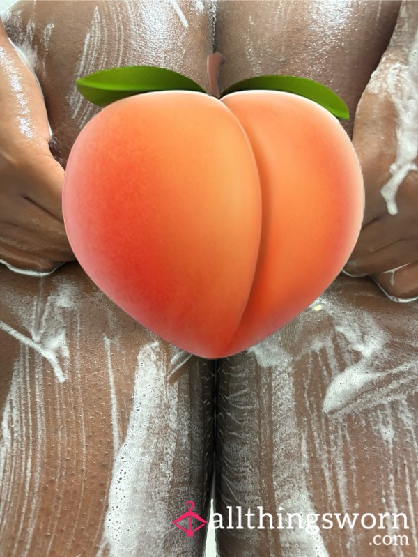 Jiggly Soapy EBONY A** In The Shower🍑🫧