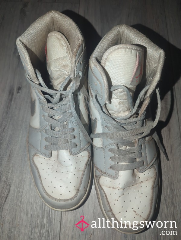 Jordan 1 Grey And White