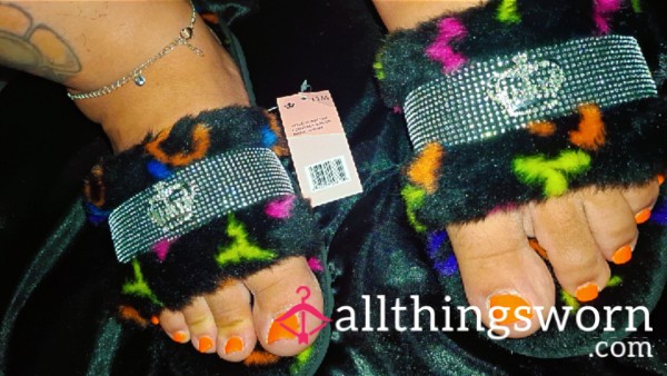 ✨️Juicy Couture Fluffy Interior Slips✨️