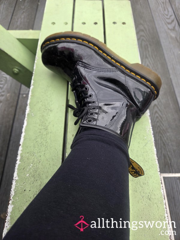 Just My In My Dr Martins Walking