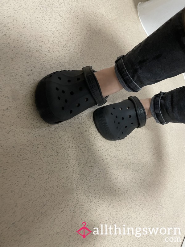 Log Walking Bare Feet