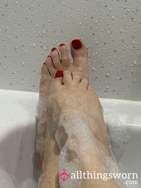 Kate – Bubble Bath Feet Rubbing Together 🛁 (Instant Unlock)