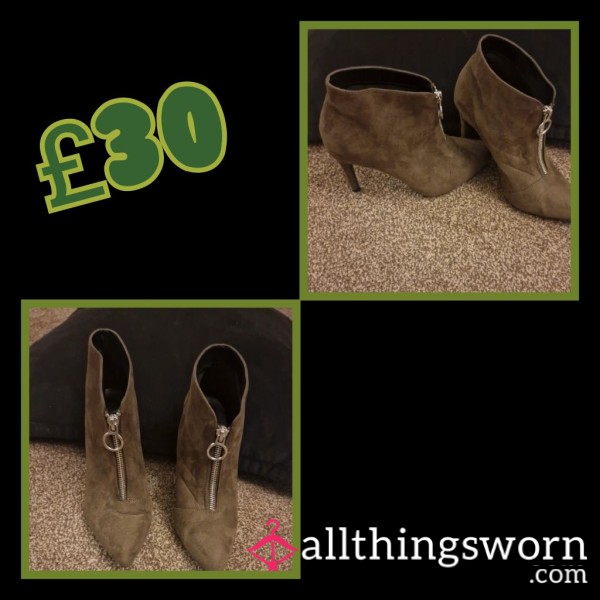 Khaki Kinky Boots With Free Surprise Panties