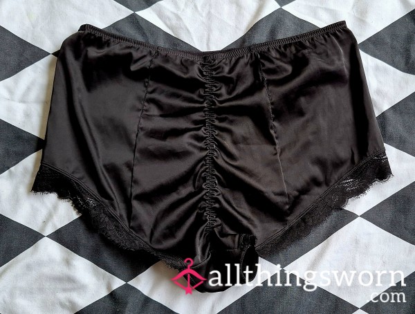 Killstar Black Panties XL – Gothic Curvy MILF Worn