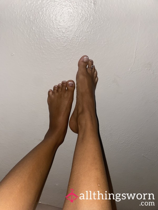 Kinky Feet