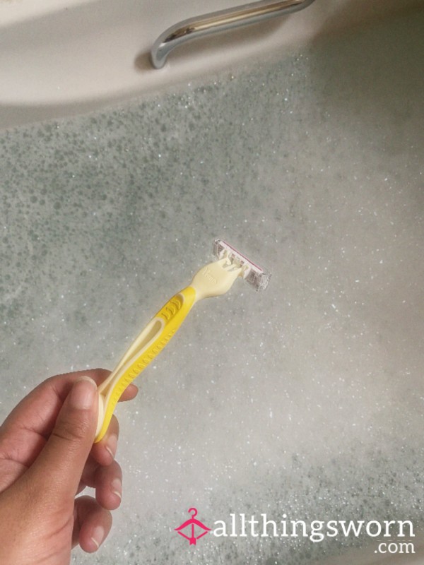 Used Razor From A Goddess
