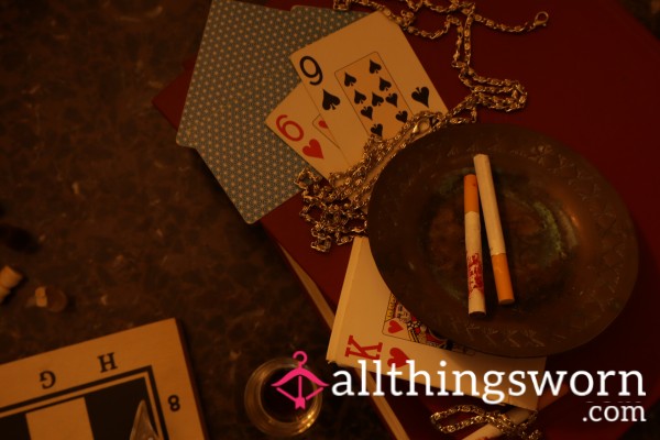 Kissed Cigarettes 🫦 Flirty Red Lips