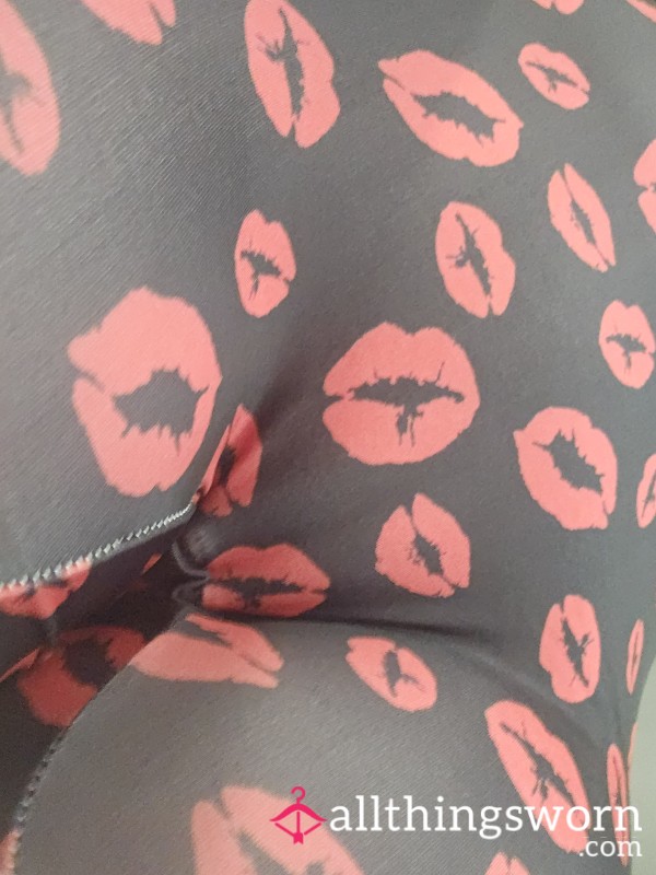 Kisses - Queen's Nighty Night Undies