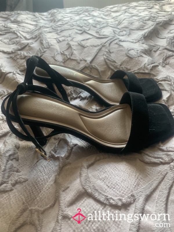 Kitty Cat Heels 🐱