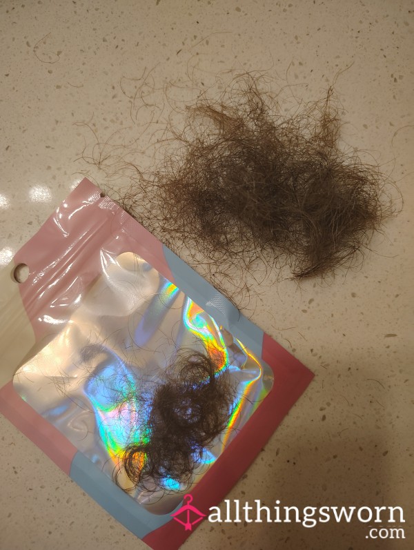 Pube Clippings