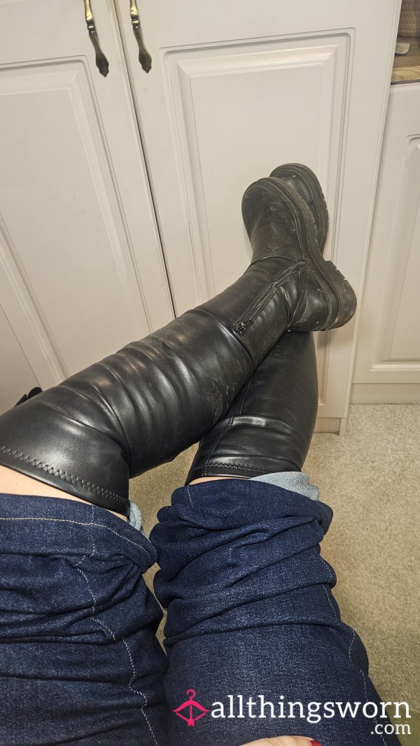 Knee High Boot Clean 👢 👅