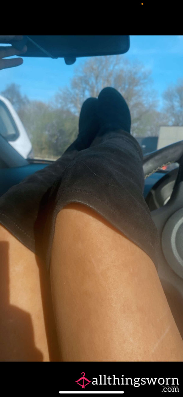 “Knee-High Obsession – Well-Worn Black Boots For The Perfect Foot Slave”