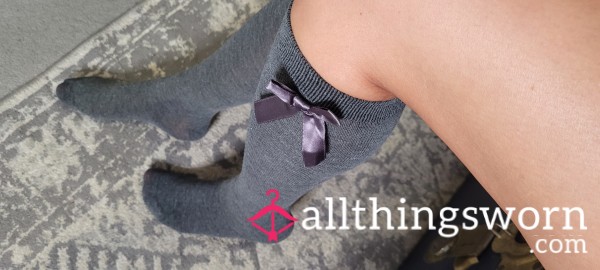 Knee High School Socks With Cute Bows