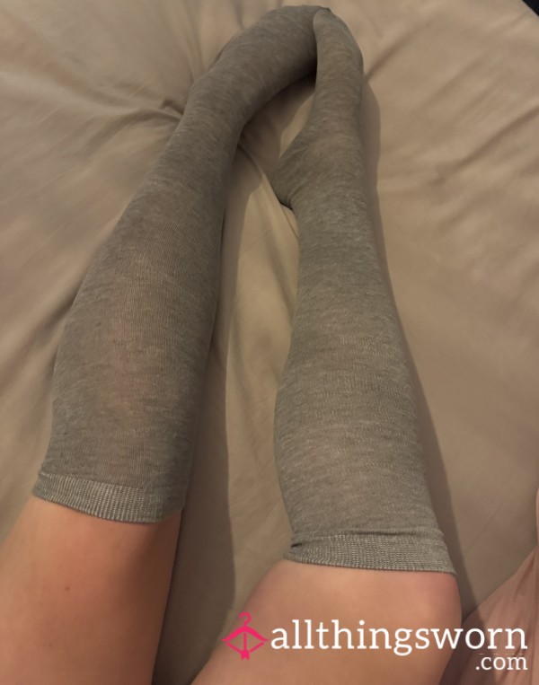 🩶 Knee High Socks 🩶