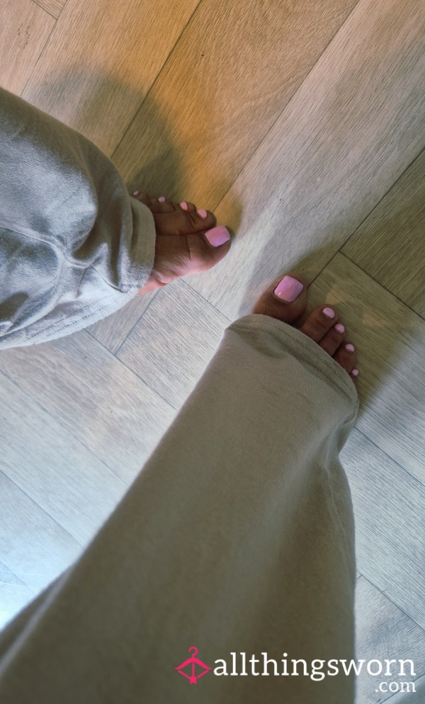 Kneel And Worship My Feet Are Your Obsession 🥵