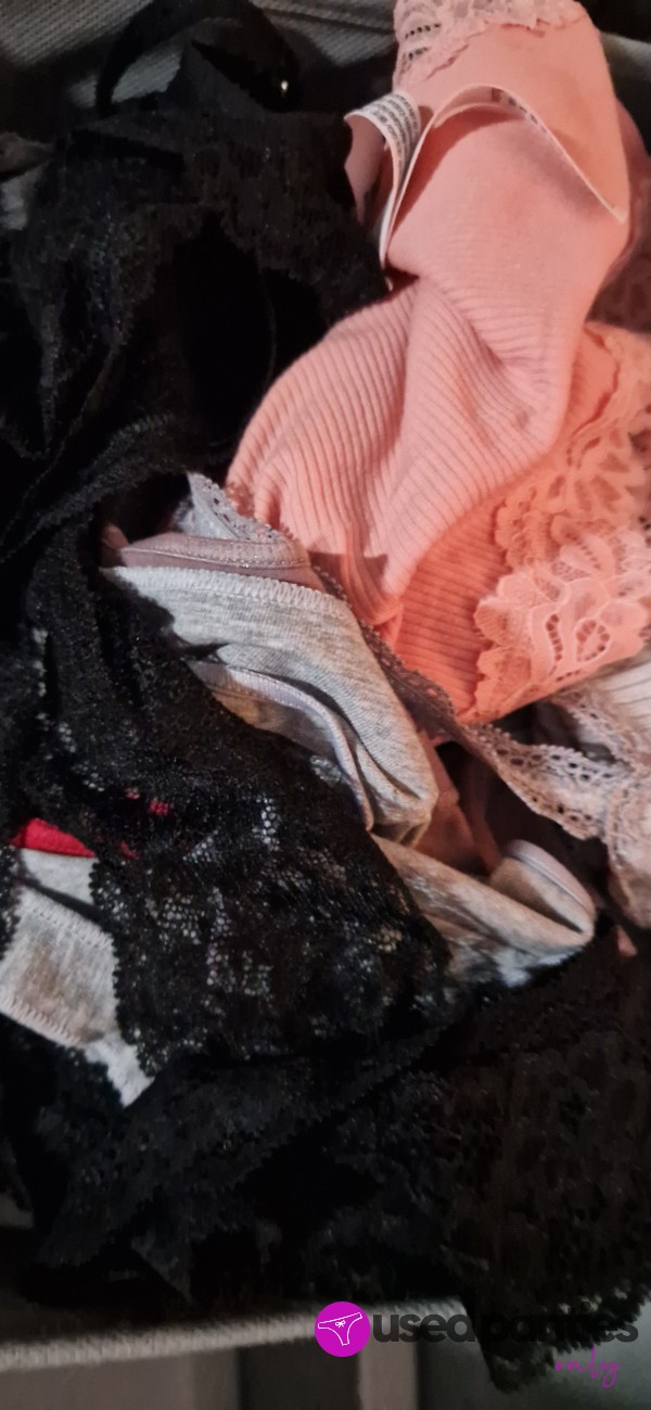 BiWeekly Knickers/ Thong Subscription And One Free Pu**y Pop.