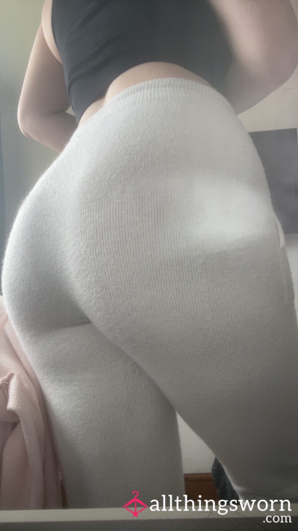 Knitted White Bottoms 😍👸🏻