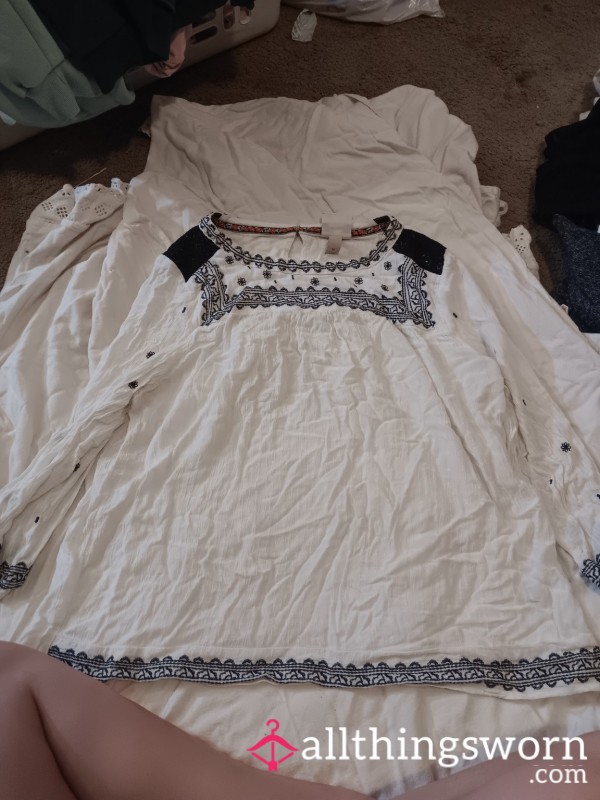 Knox Rose Embroidered Peasant Blouse – Worn & Loved