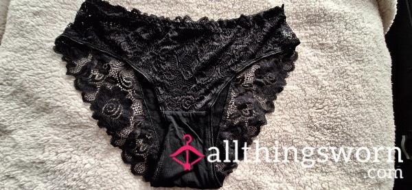 Lace And Cotton Gusset