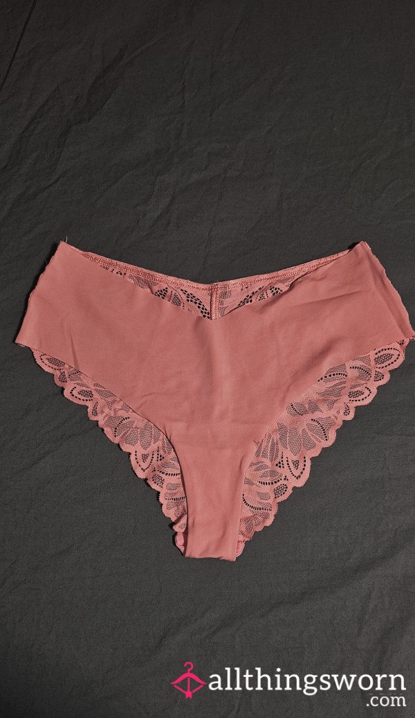 Lace Back Cheeky VS ~ Pu**y RATING & PLAY INCLUDED 😈 Send Me Your Content & Find Out Just How 💦 You Make Me ~ Text/Voice Recording/Pic/Vid (whatever You're Comfortable With)