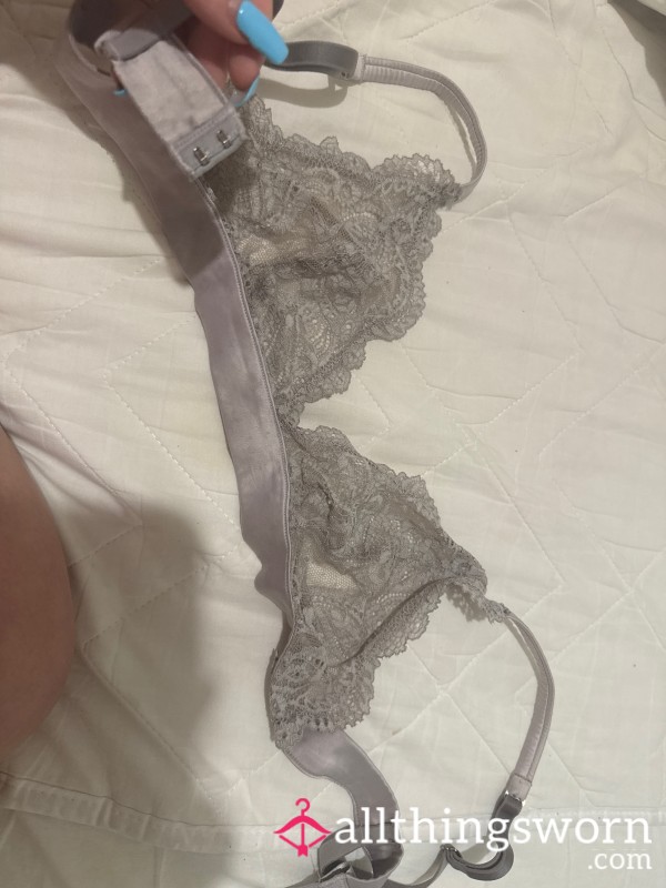 Lace Bra - No Padding - Tight Fit , S**y !