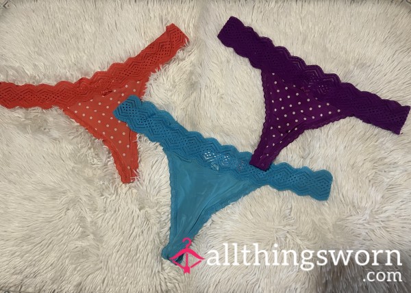 Lace Thongs With Little Bow