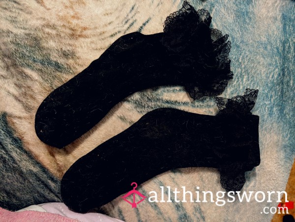 Lace Top Long Socks Worn By Rainbow 🌈😮