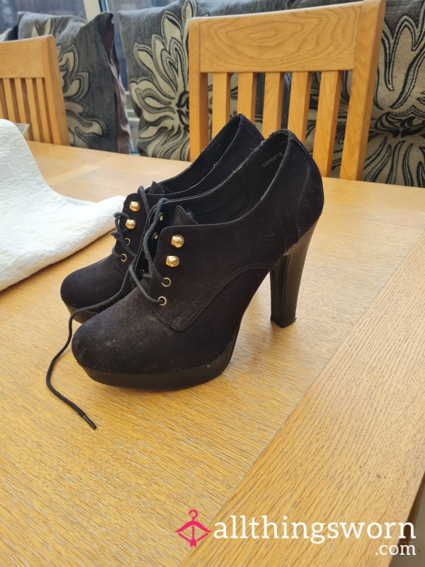 Lace Up Mistress Heels...