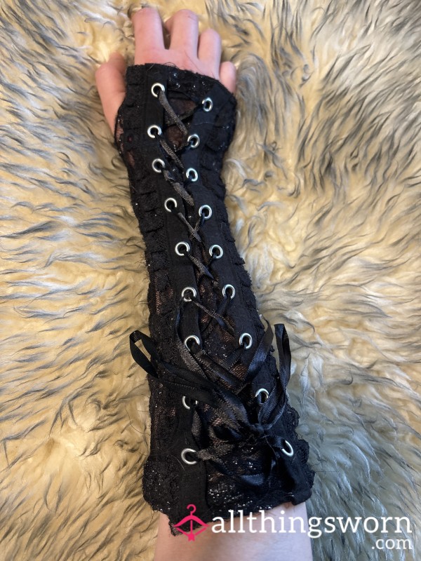 Lacey Arm Garment