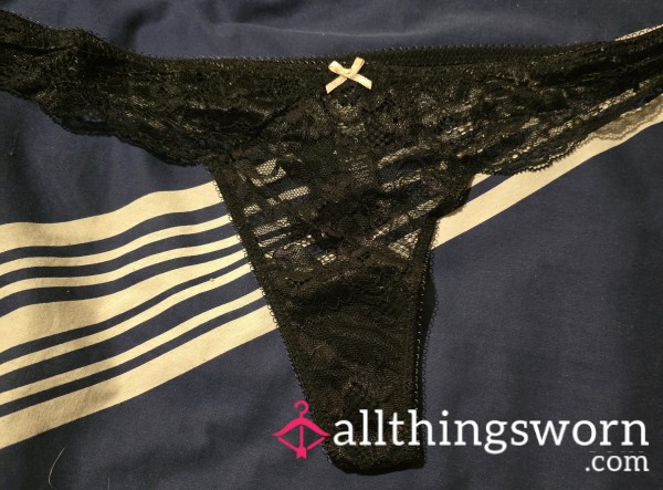 Lacey Black Thongs