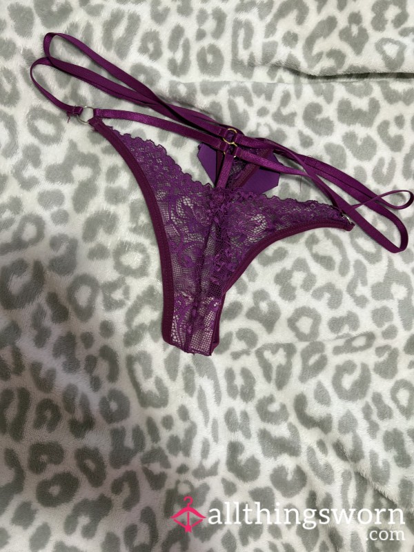 Lacey & Strappy Purple Present