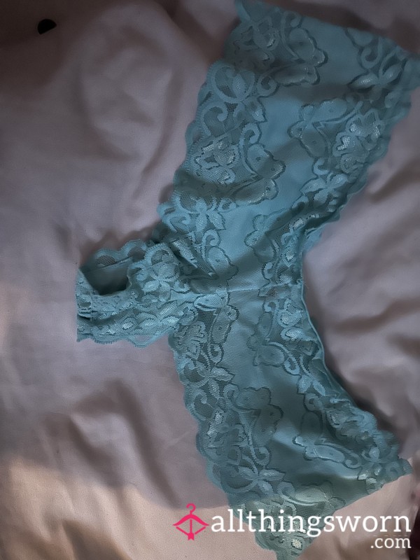 Lacey White And Blue Knicker