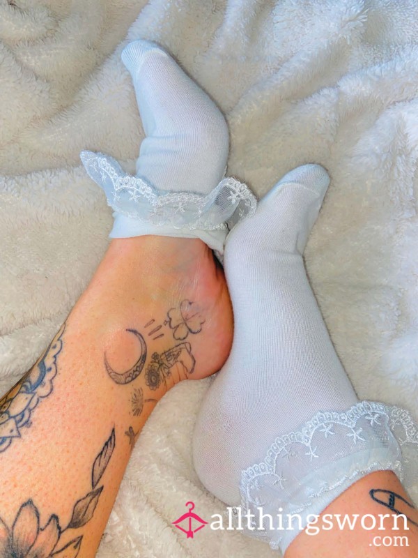 Lacey White Sweet Scented Socks