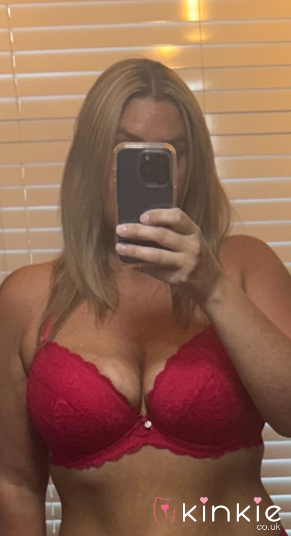 Lacy Plunge Bra