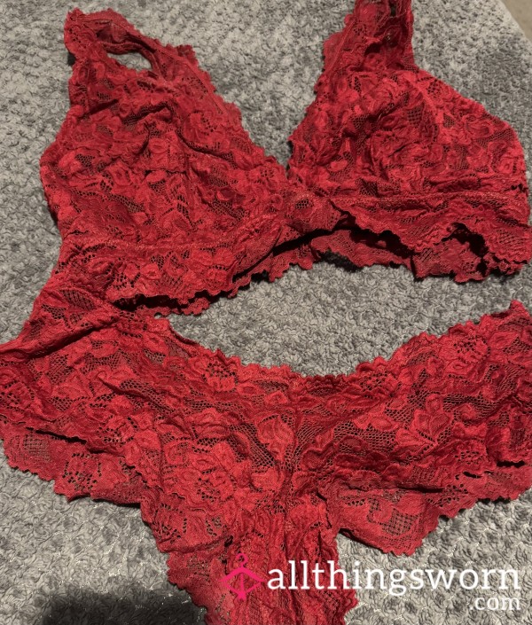 Lacy Set Worn Today