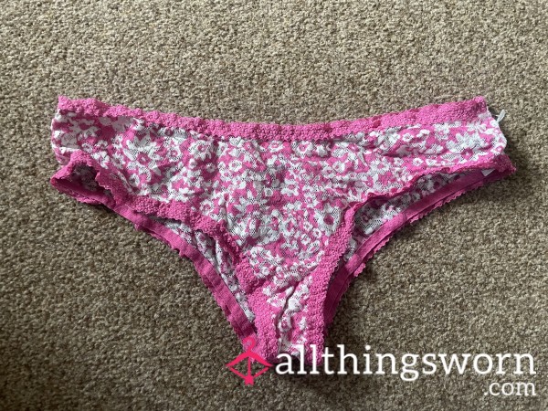 Lacy White And Pink Panties 🩷🤍