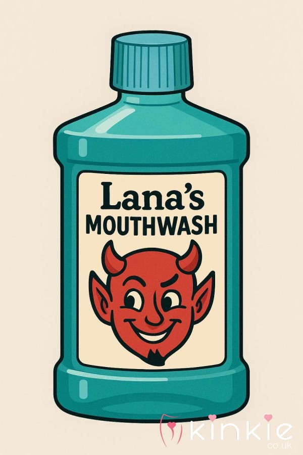 LANAS MOUTHWASH 🥤