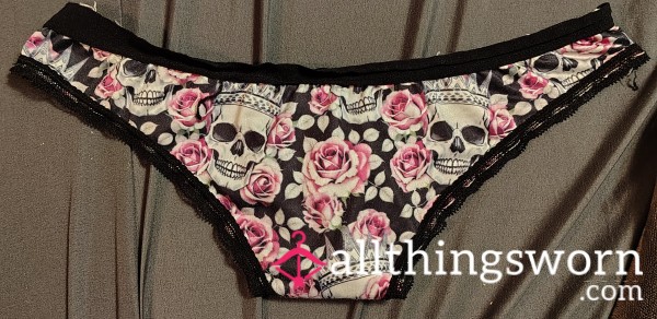 Large Black And Pink Roses And Skulls