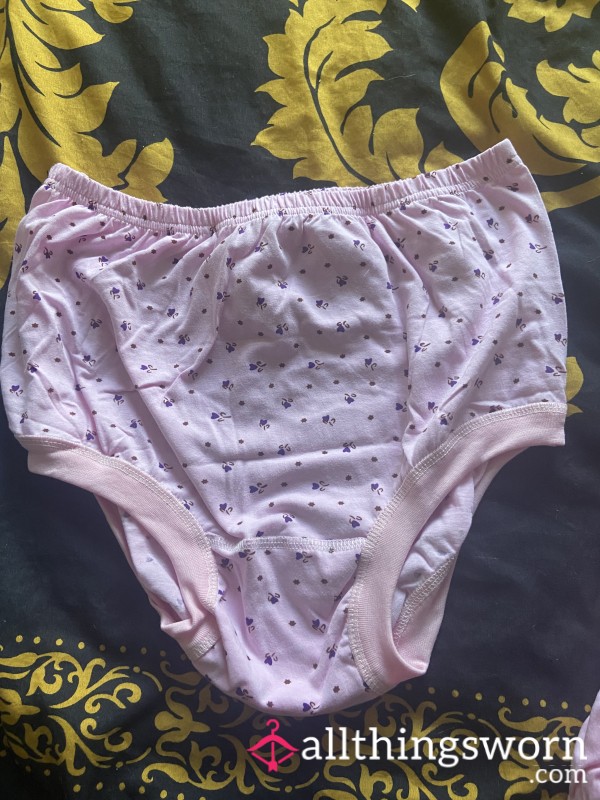 Large “granny” Panties In Pink With Flowers On