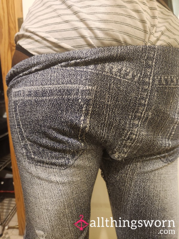 Last Chance Offer - Striped Used Panties And Extra Worn Gym Leggings