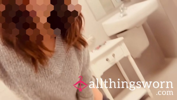 Latina Milf P**ing For You