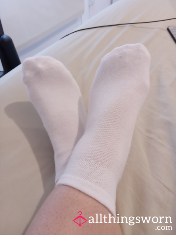 Laura Ashley Socks Size 5